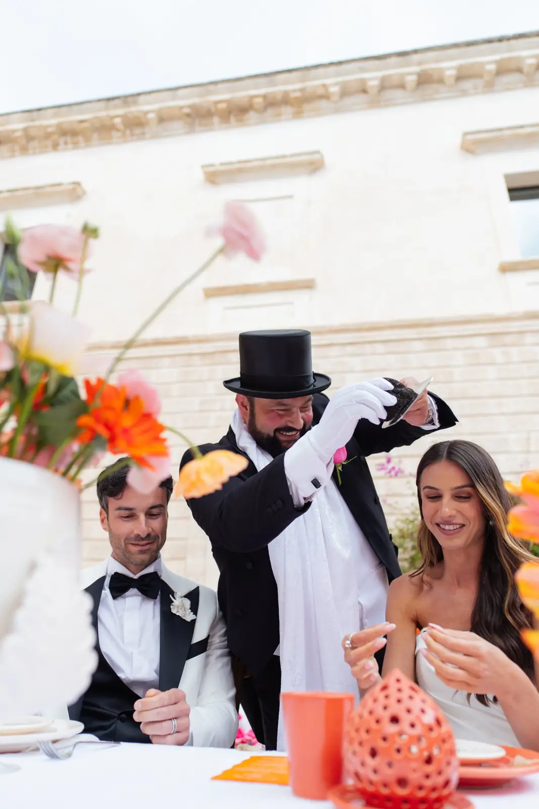 Daniele Violoni, The Lord of Truffle, con gli sposi tra i fiori